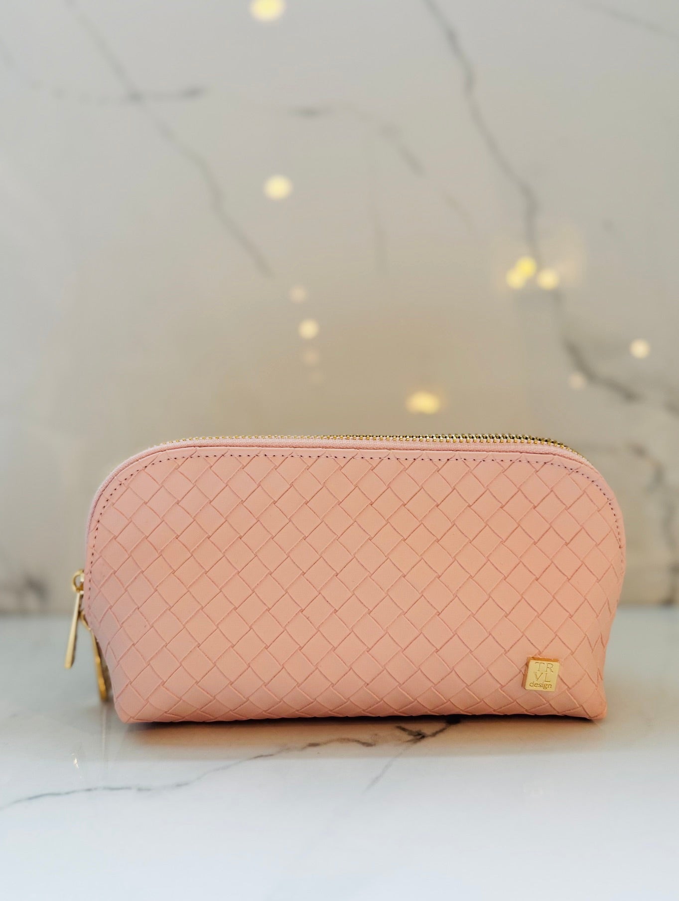 Small Woven Shell Cosmetic Bag