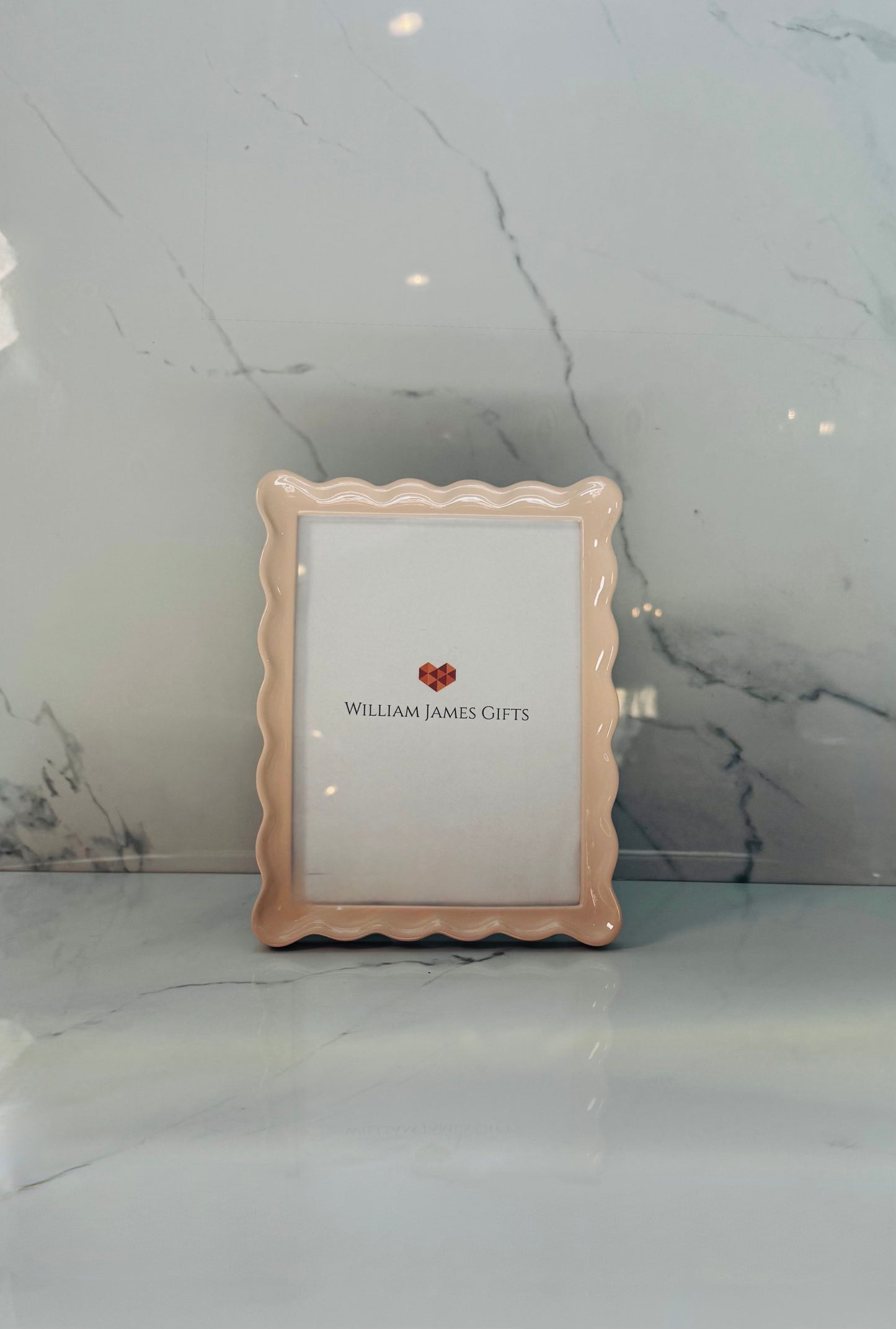 Pink Scalloped Resin Photo Frame - 5x7