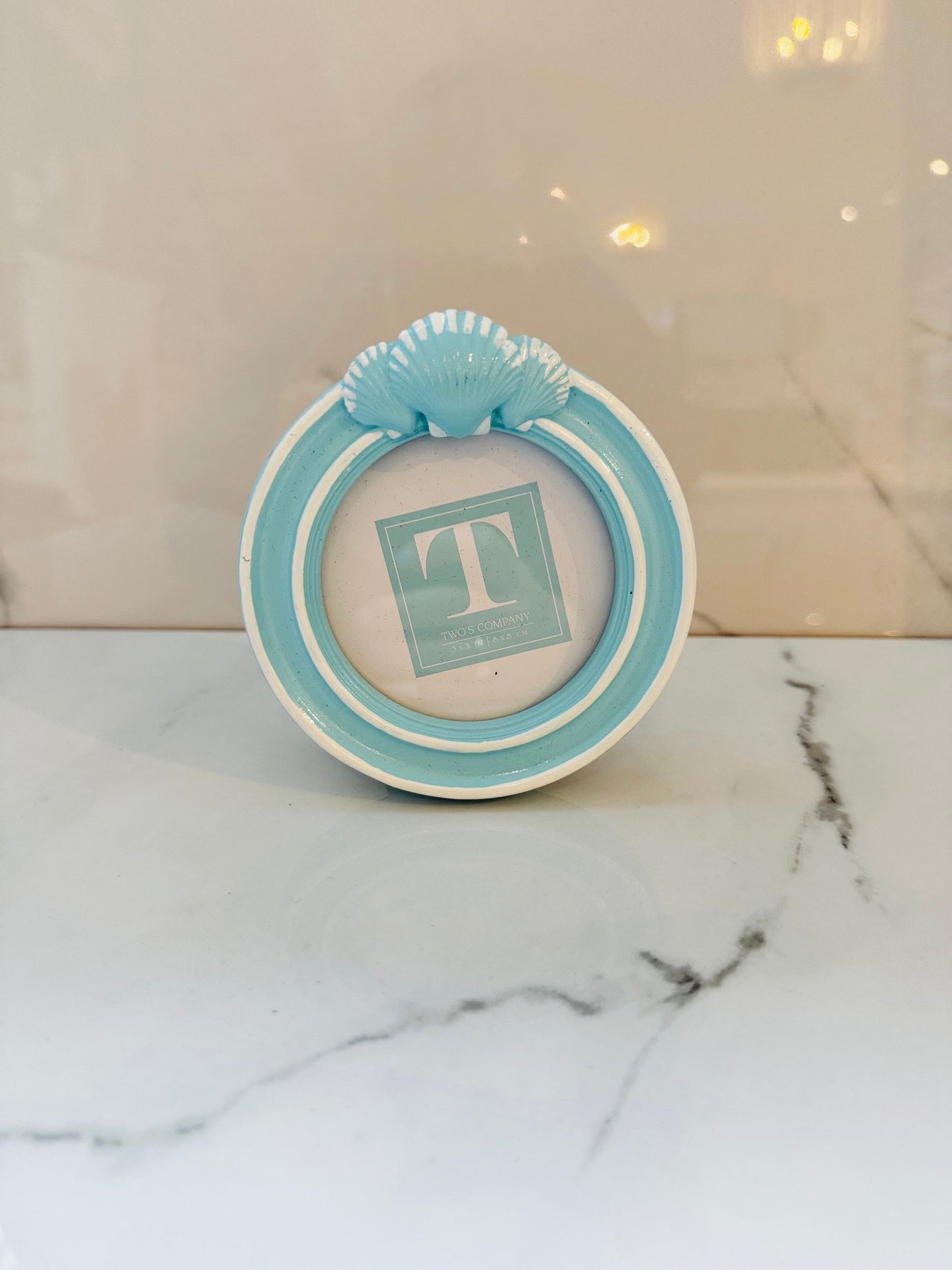 Small Circle Blue Shell Frame