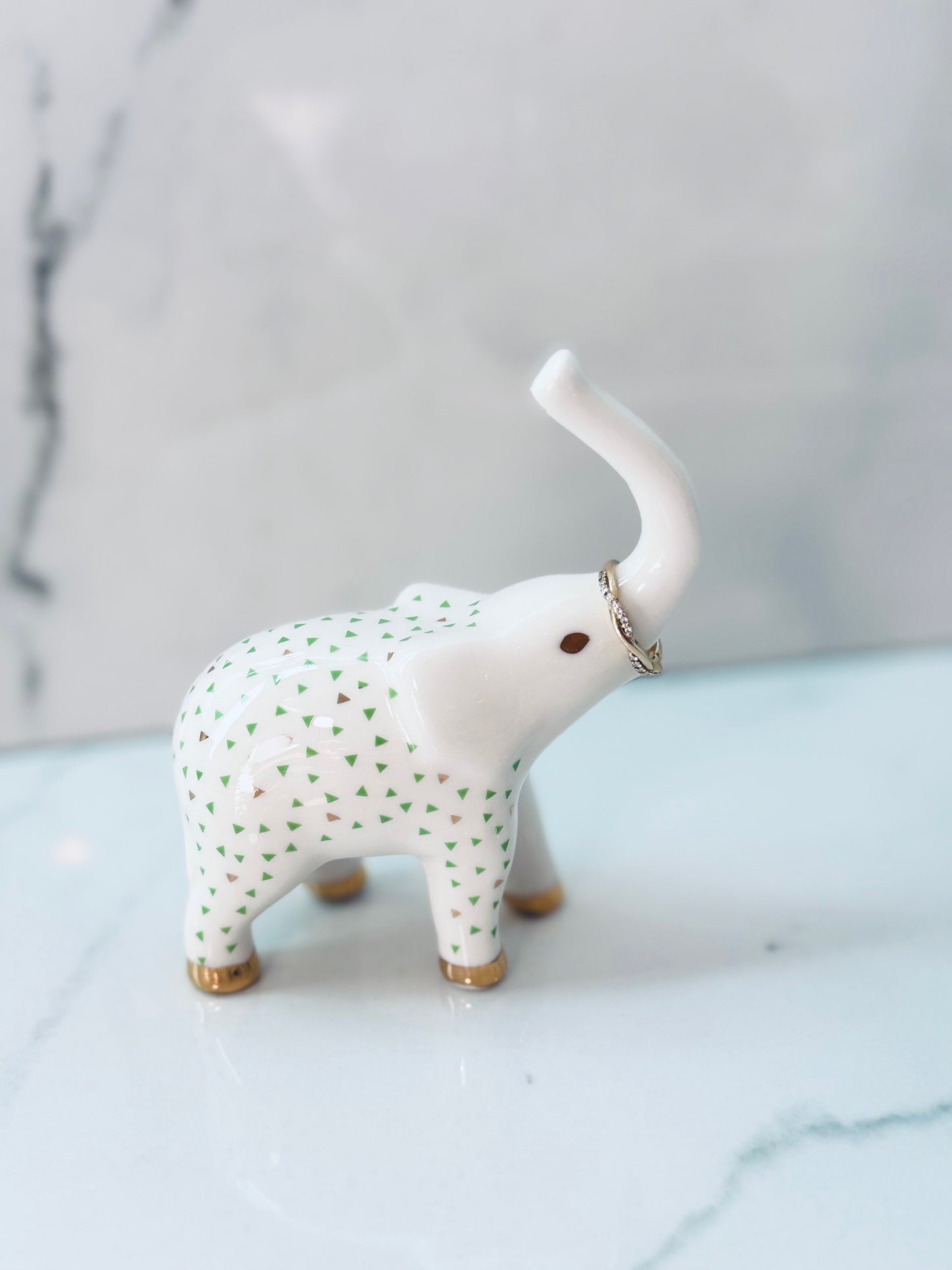 Ceramic Elephant Ring Holder