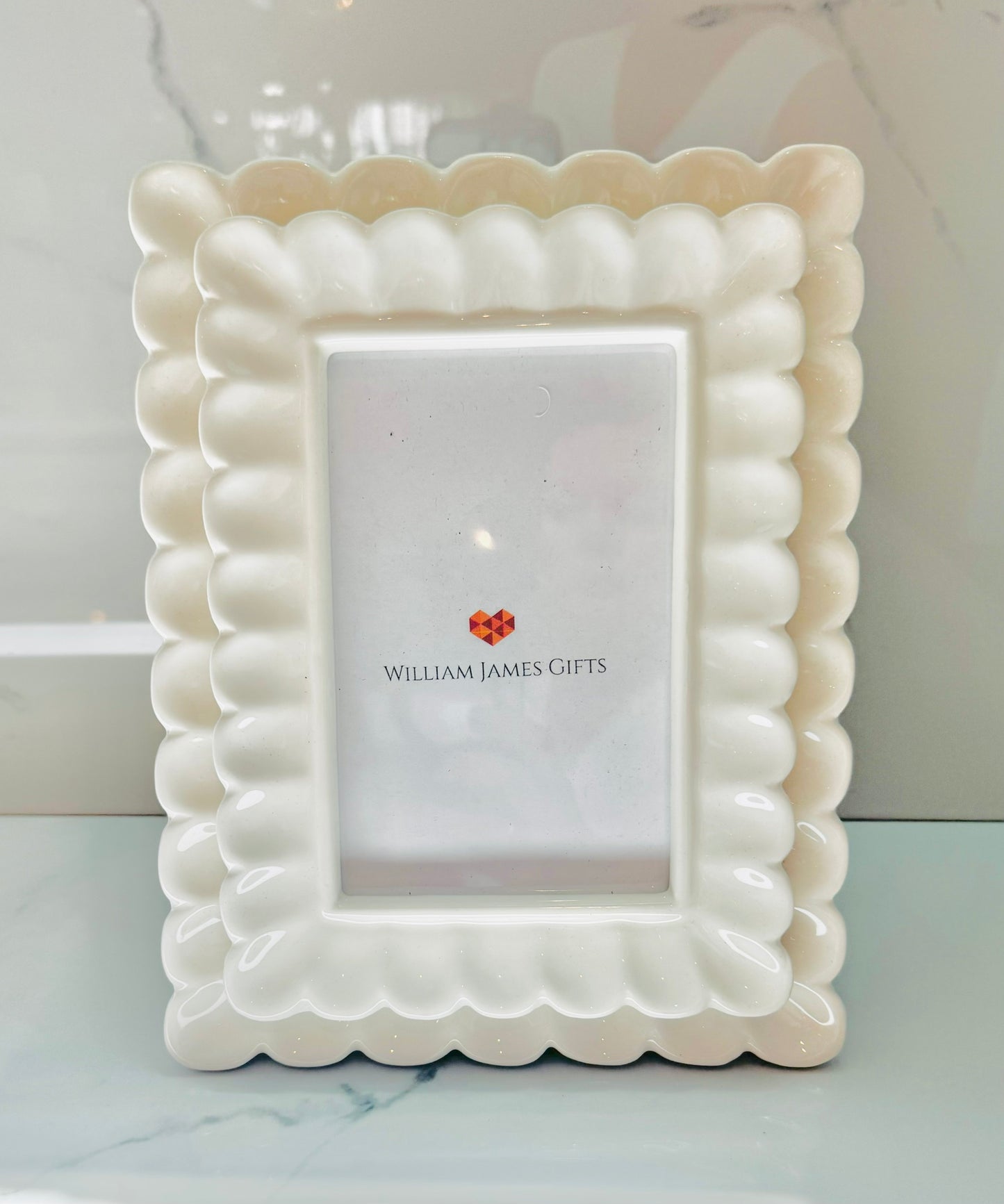 4x6 Scalloped Photo Frame