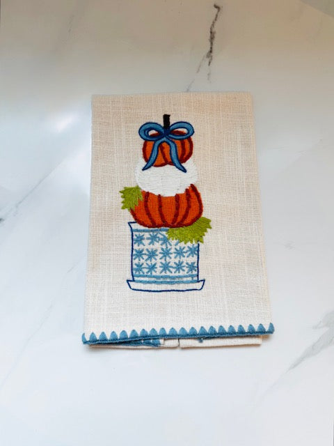 Stacked Pumpkin Applique Topiary Hand Towel
