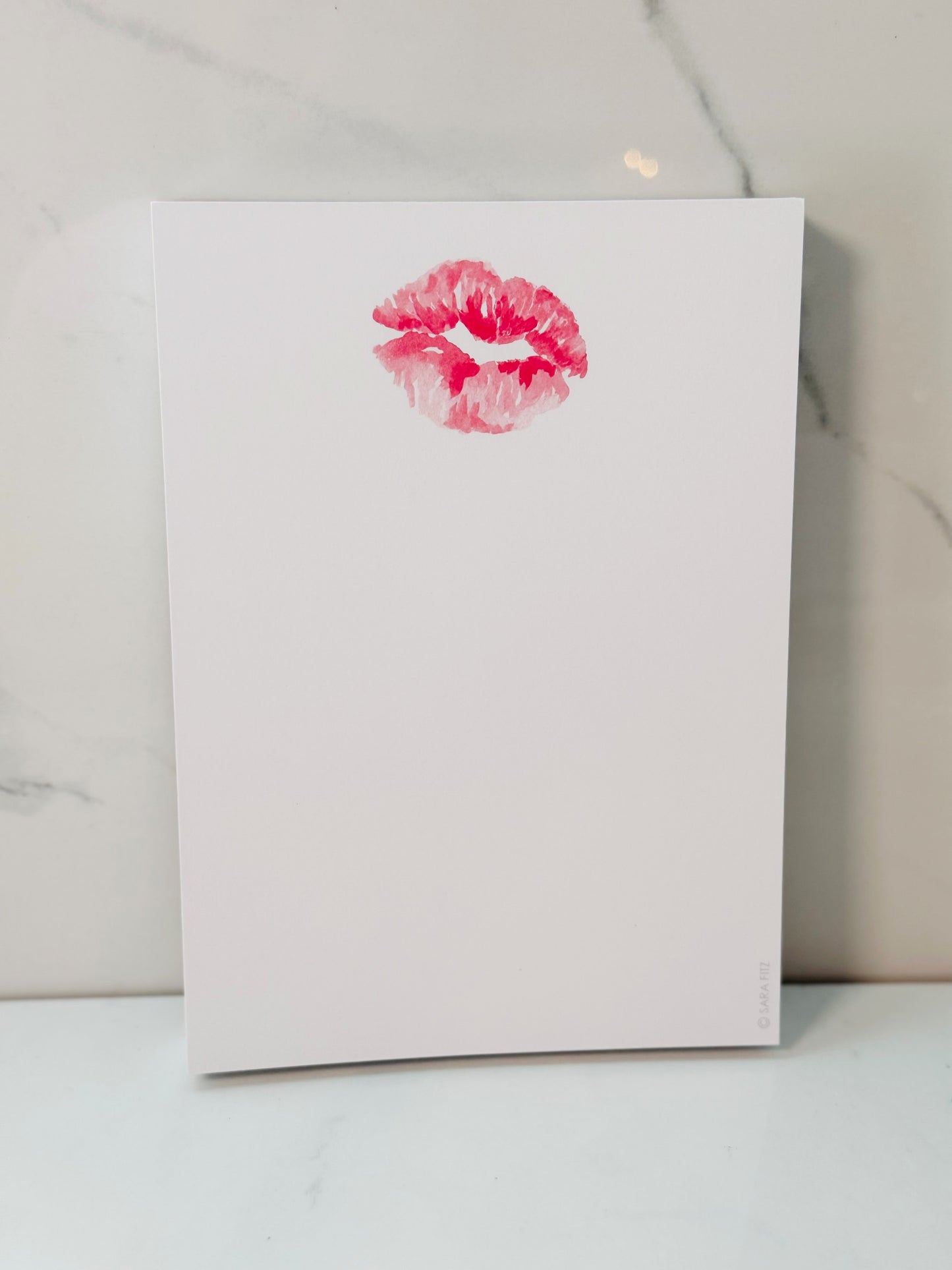 Kiss Kiss Notepad