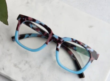 Light Blue To The Max Readers +2.00